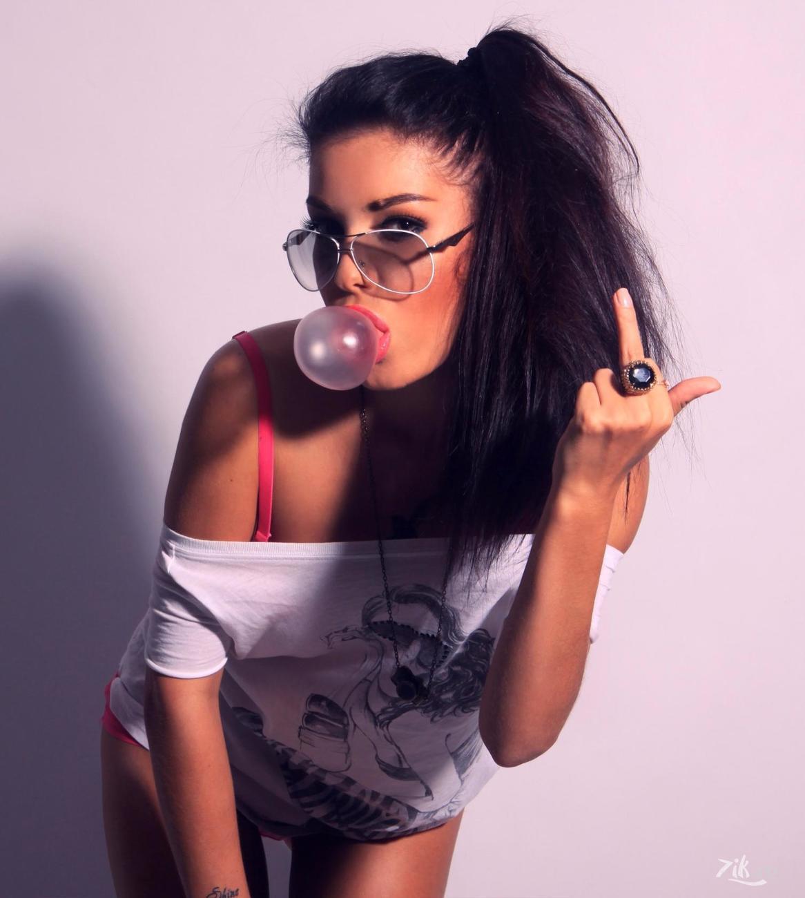 Sassy girls in Huayan