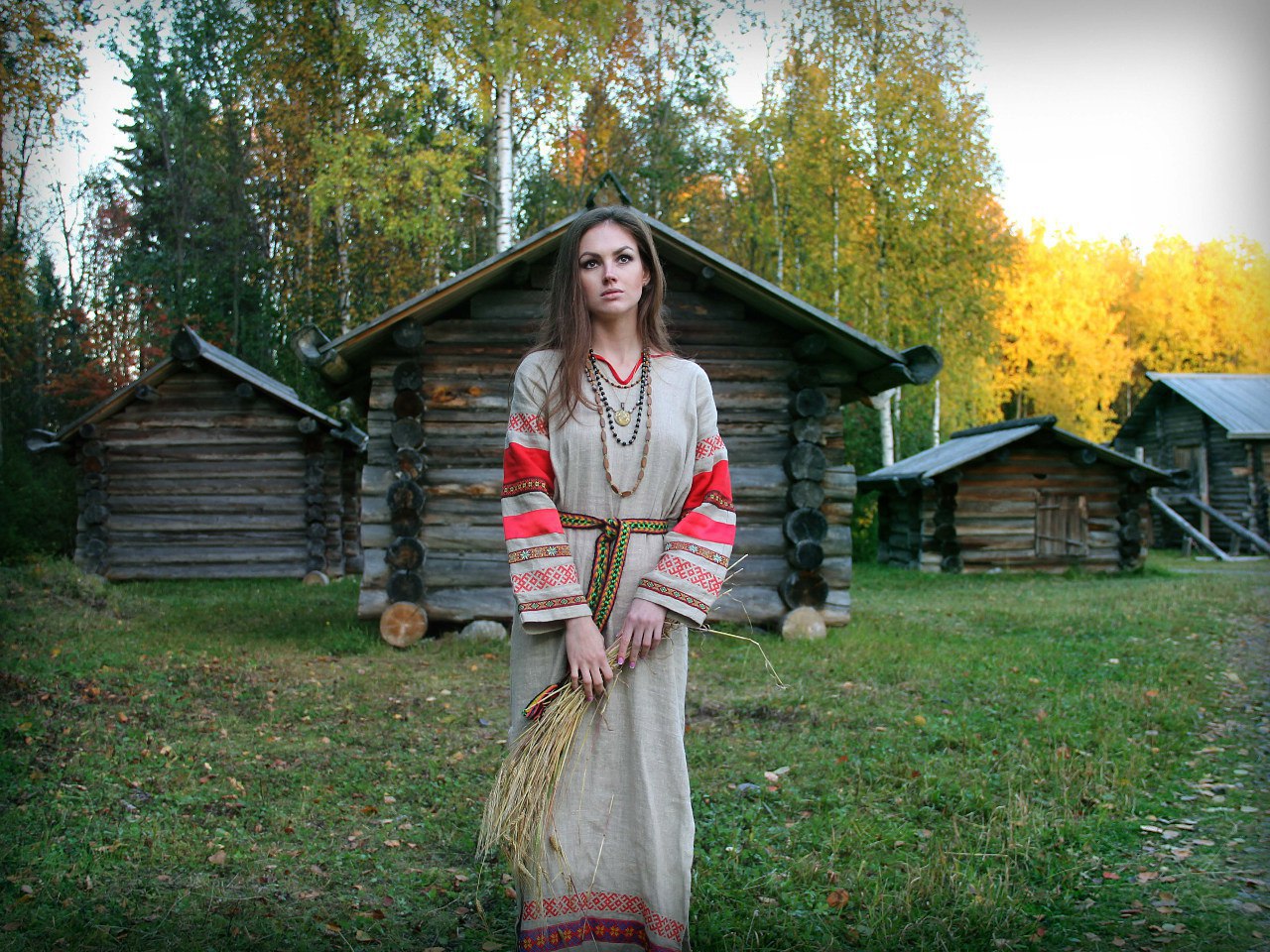 Sexy model Slavic girls in Huayan