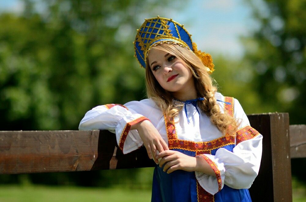 Photo Slavic girls in Huayan
