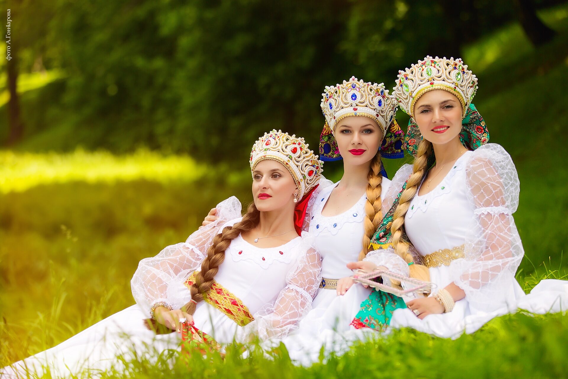 Slavic women in Huayan
